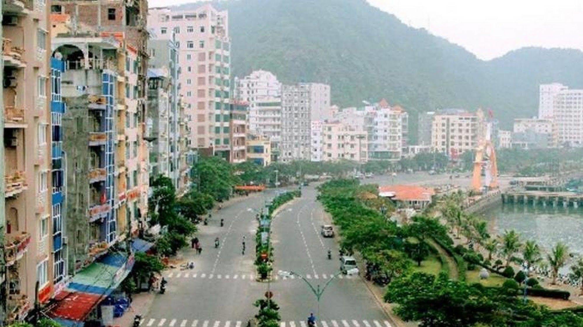 Nam Phuong Hotel Dong Khe Sau Exterior foto